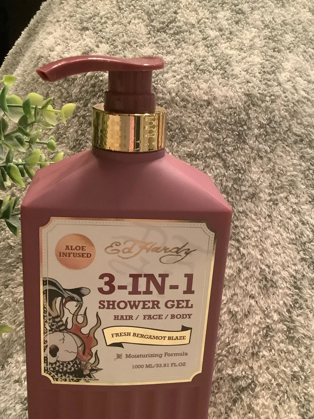 Ed Hardy 3-IN-1 Shower Gel Scented Fresh Bergamot Blaze in XL 33.81oz.